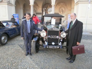Roberto Loi a destra e Marco Gilli e una Fiat 503
