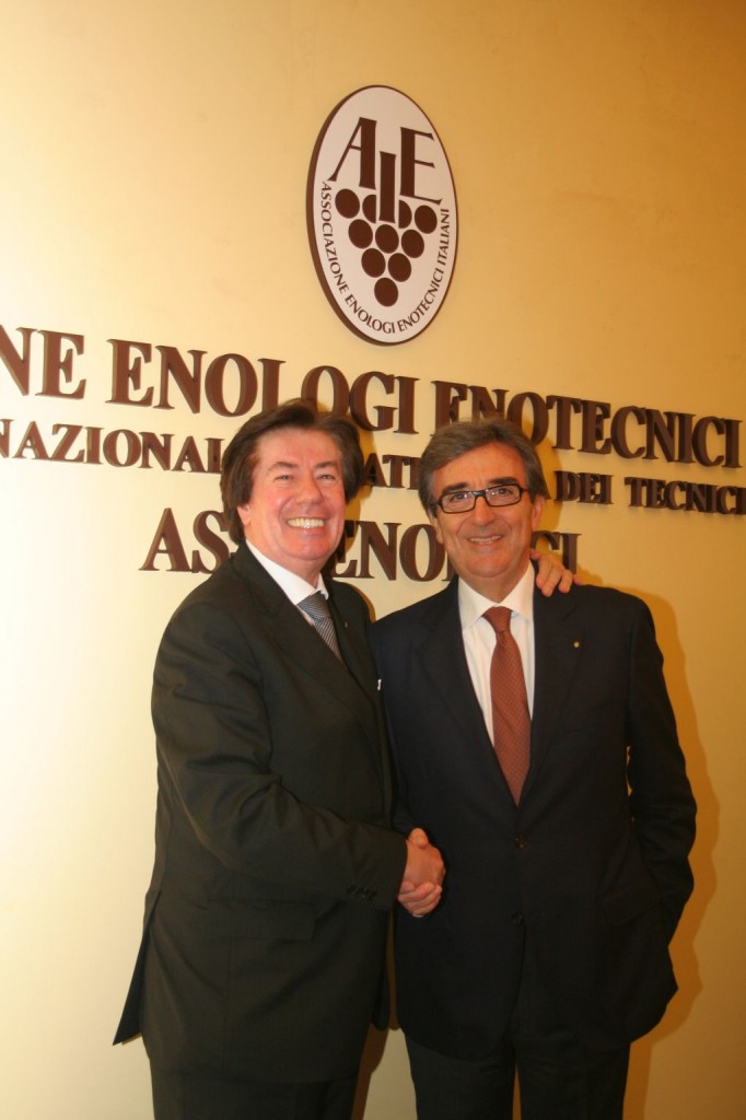Riccardo Cotarella e Giuseppe Martelli - Presidente e Direttore generale Assoenologi Riccardo Cotarella e Giuseppe Martelli - Presidente e Direttore generale Assoenologi